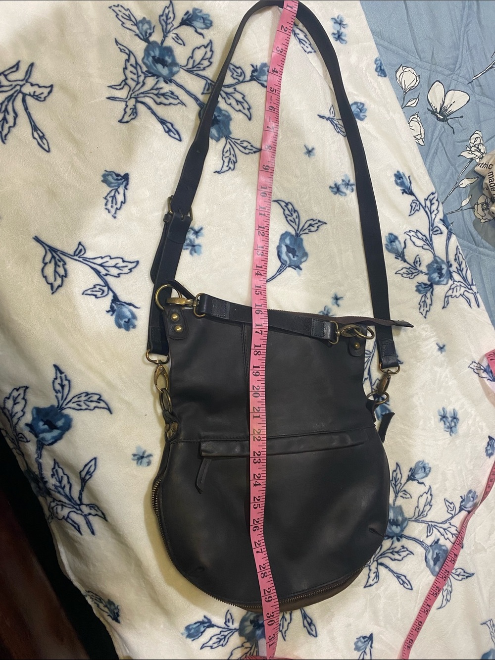 Bed Stu Tahiti Black/Dark Brown Leather Crossbody Bag with Brass Hardware - Picture 13 of 16